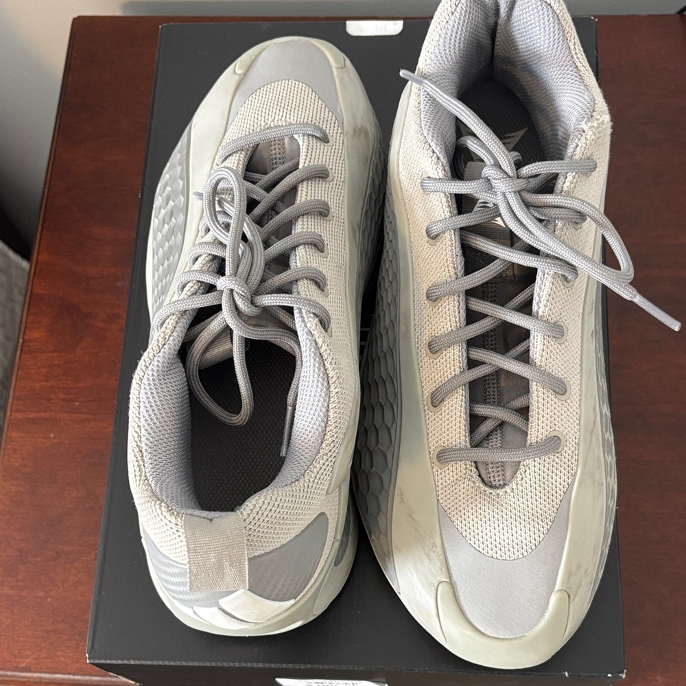 Anthony Edwards 1 low